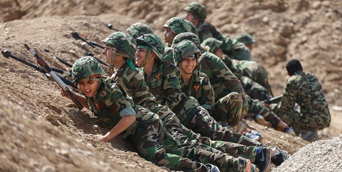 ۱۳۴۰ دانش آموز فارس به «سنگر آسمانی» رفتند
