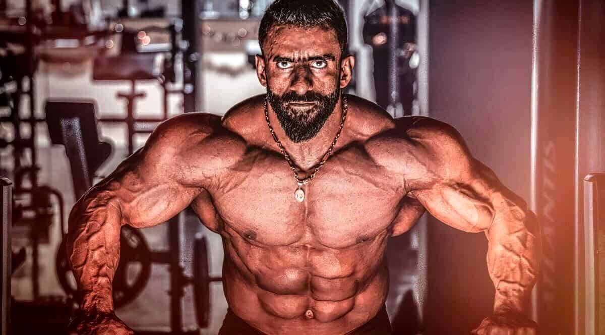 چرا زن هادی چوپان انقدر شبیه خودشه؟