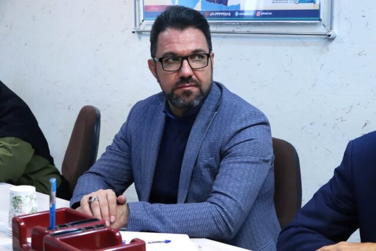 توسعه و اصلاح توپولوژیکی شبکه برق شهرستان مرند بر پایه 