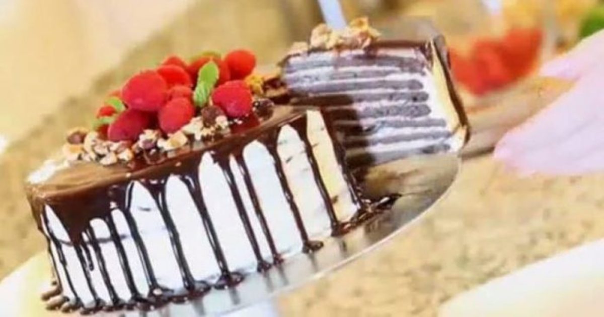 آموزش گام به گام تهیه کیک خوش طعم و بی نظیر روسی