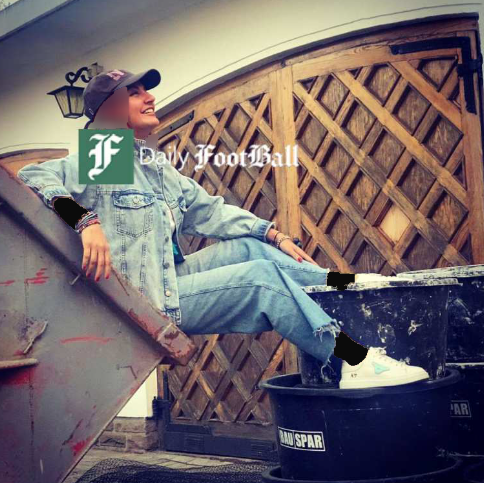 عکس تحقیرآمیز مهناز افشار داخل سطل آشغال! / خانم بازیگر به چه روزی افتاد!