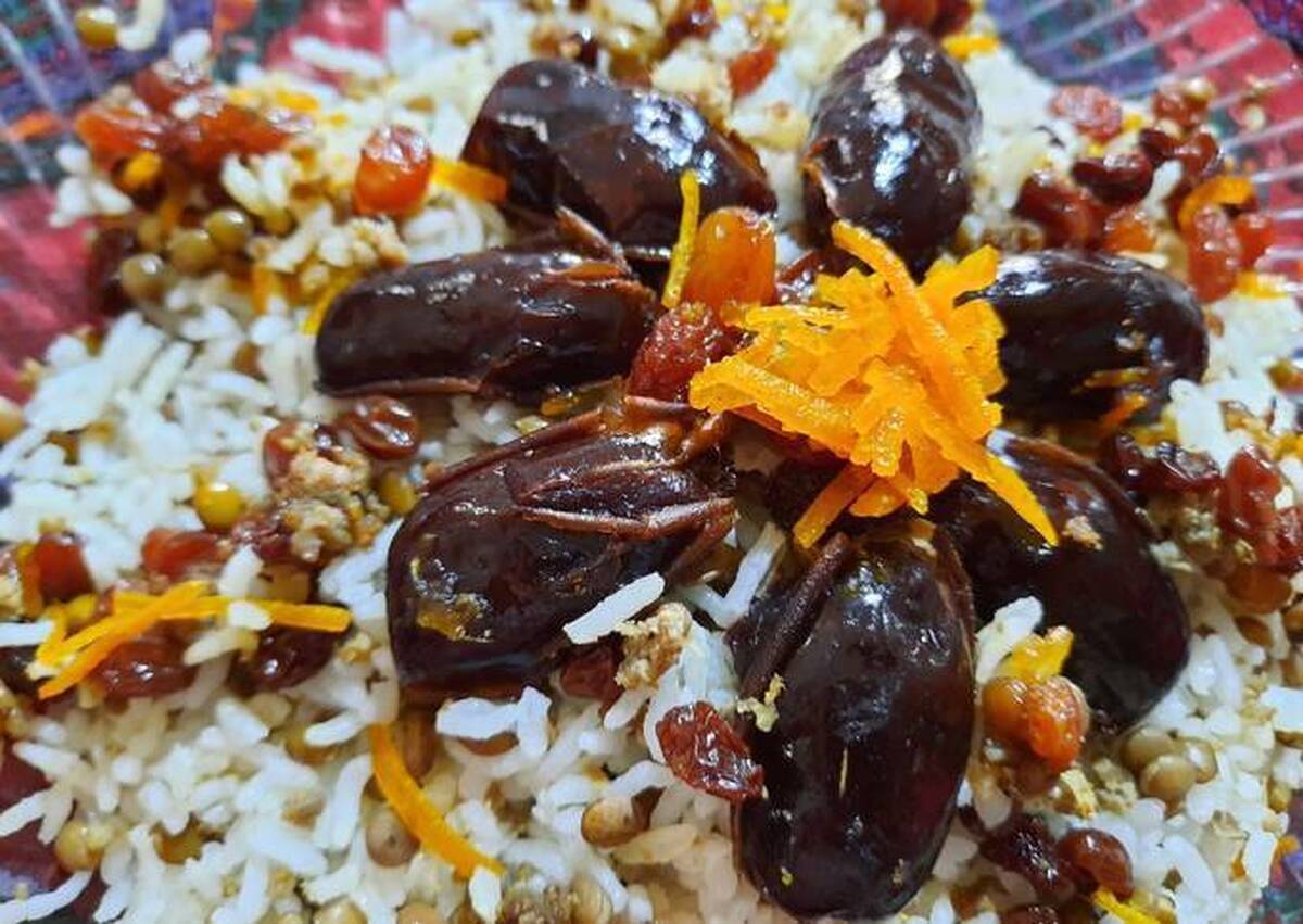 فوت و فن تهیه خرما پلو یک غذای مقوی و خوش رنگ و لعاب