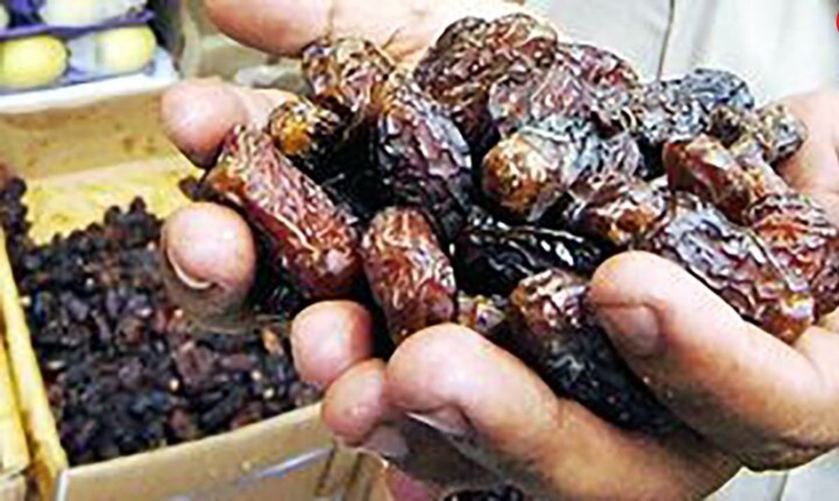 جاسازی ماهرانه ۱۸۰ کیلو تریاک در بار خرما