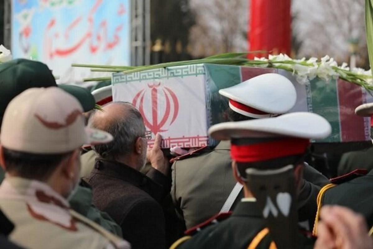 پیکر ۴ شهید گمنام آذربایجان‌غربی تشییع شد