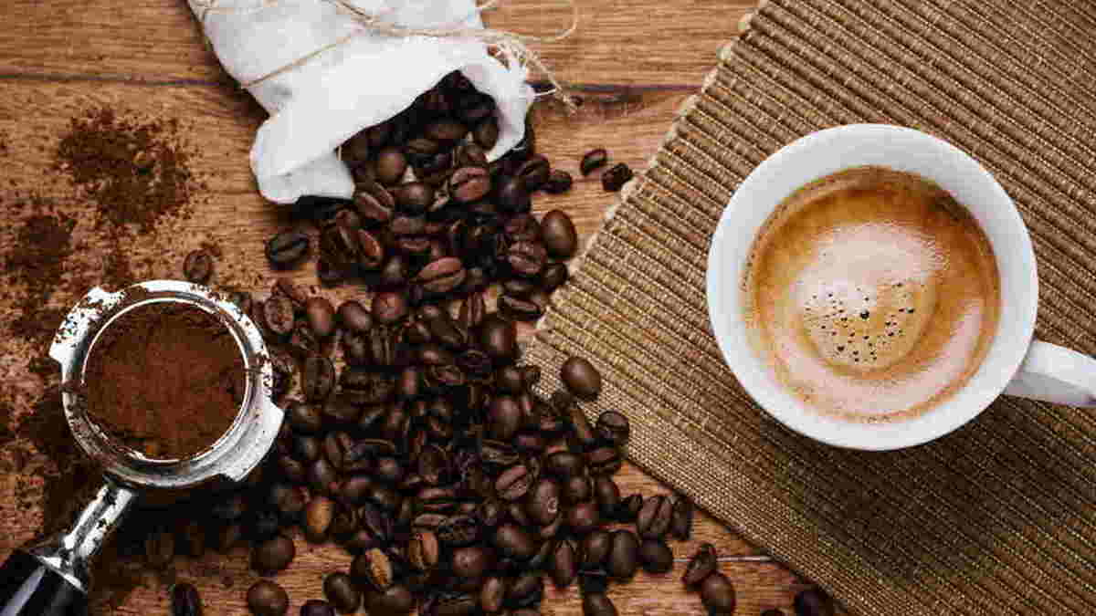 خوردن روزانه بیشتر از ۳ فنجان قهوه تصلب شرائین را از شما دور میکند!