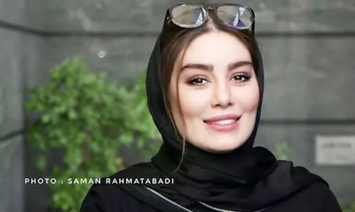 سحر قریشی هم دستگیر شد! /عکس خانم بازیگر در ماشین پلیس