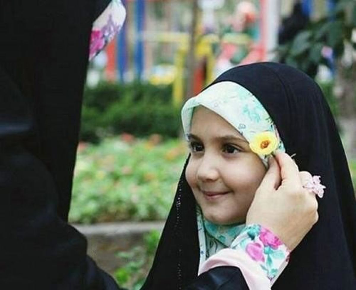 حجاب شرعی در جامعه یک قاعده حقوقی و اجباری‌ست؟