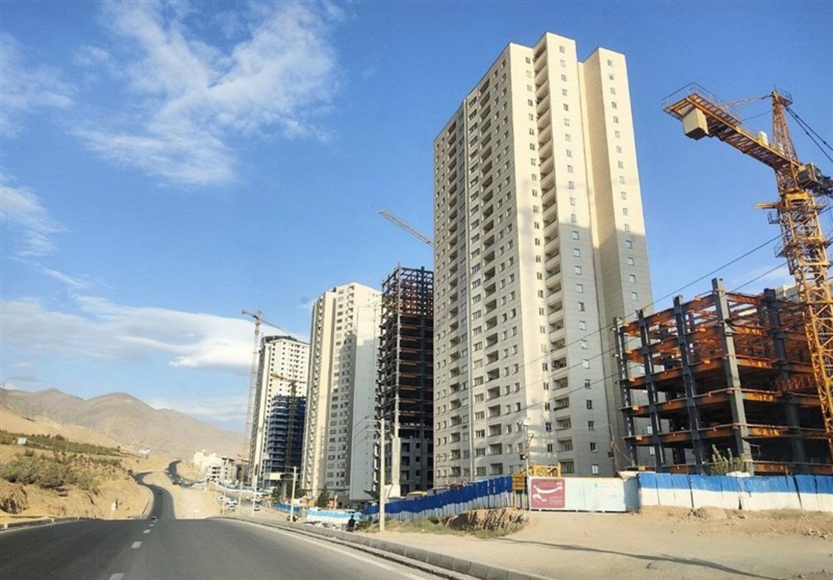 کاهش ۰.۴ درصدی قیمت مسکن در آبان ۱۴۰۲ / افزایش ۱۴.۸ درصدی معاملات مسکن تهران