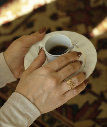 سلیقه خاص و منحصر به فرد همسر بهرام رادان در انتخاب انگشتر و جواهرات شیک+عکس