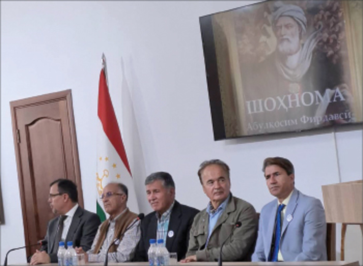 «فردوسی» در دوشنبه «لنین» را شکست داد!