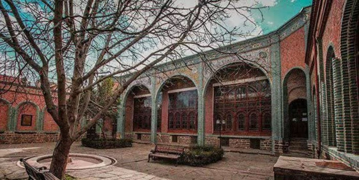 مدرسه هدایت ارومیه به میراث فرهنگی تحویل داده شد