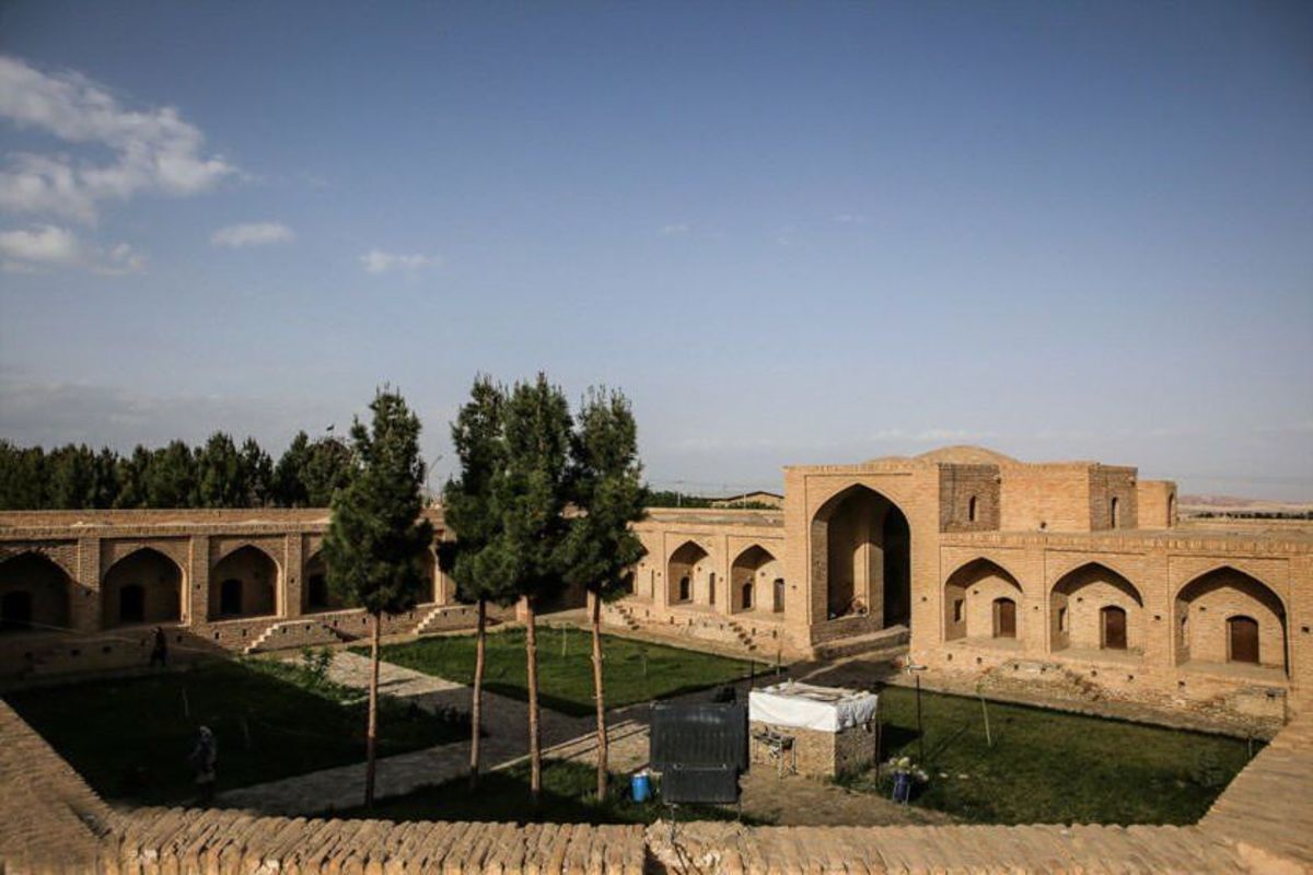 کاروانسرای لاسجرد، بنایی به جا مانده از یکی از قدرتمندترین حکومت‌های ایران