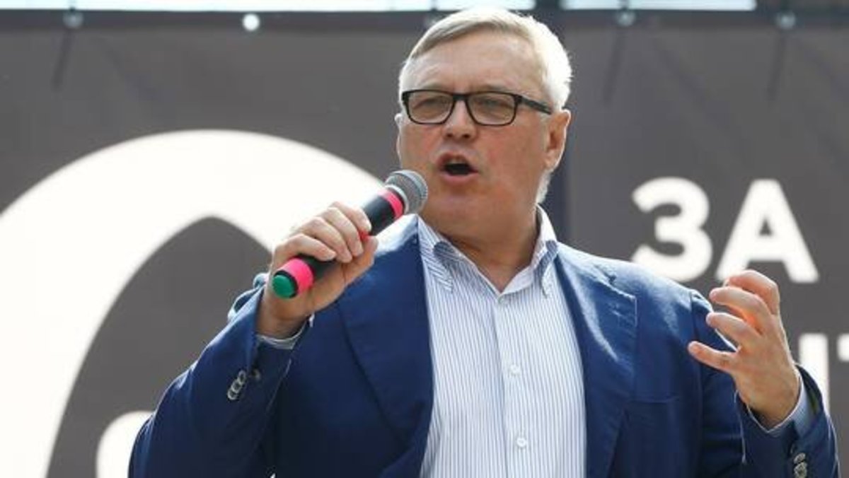نخست‌وزیر سابق روسیه «عامل خارجی» معرفی شد