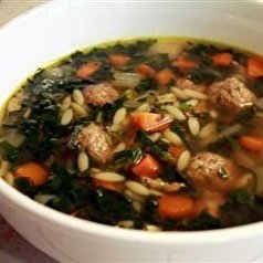 آموزش پخت سوپ مقوی و محبوب ایتالیایی با گوشت و تخم مرغ