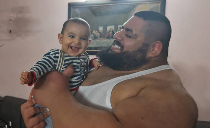 اسکی رفتن سجاد غریبی از گرگ پارسی برای جلب توجه