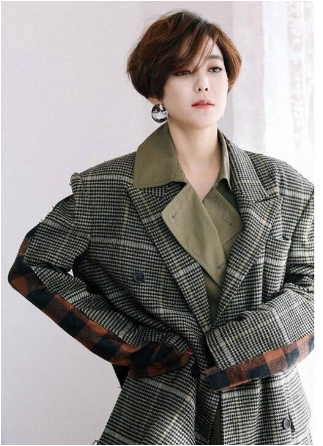 (تصاویر) عکس‌های متفاوت «بانو جانگ» در سریال دونگی به عنوان «مدل لباس»