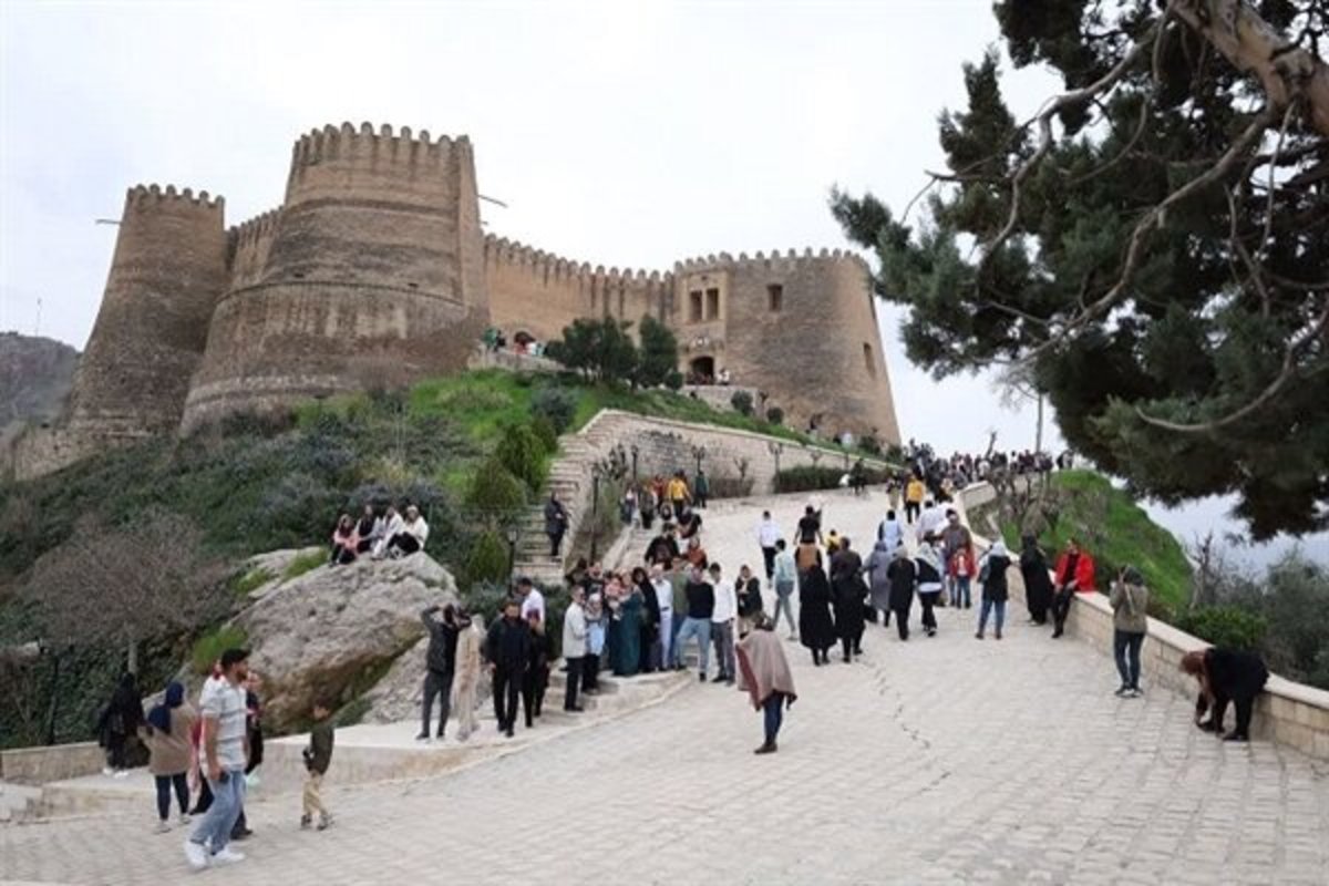 بازدید ۸۵۳ هزار گردشگر نوروزی از جاذبه‌های لرستان