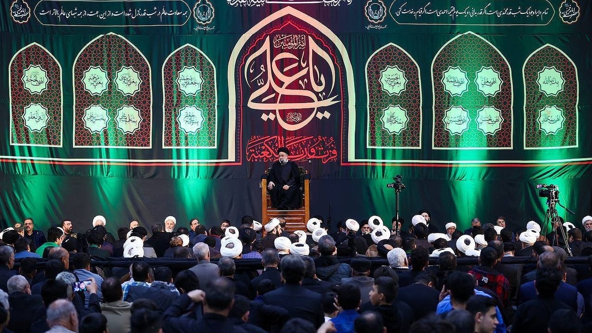 حضور رئیس جمهور در مراسم احیای حرم امام خمینی (ره)
