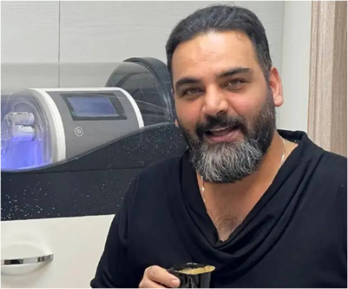 رونمایی احسان علیخانی از ماشین آخرین مدلش/لاکچری و جذاب