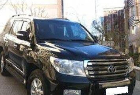 نگاهی به ماشین لوکس و هوش پَران احسان علیخانی، مجری محبوب ایرانی/ این ماشین نیست هواپیماست + عکس