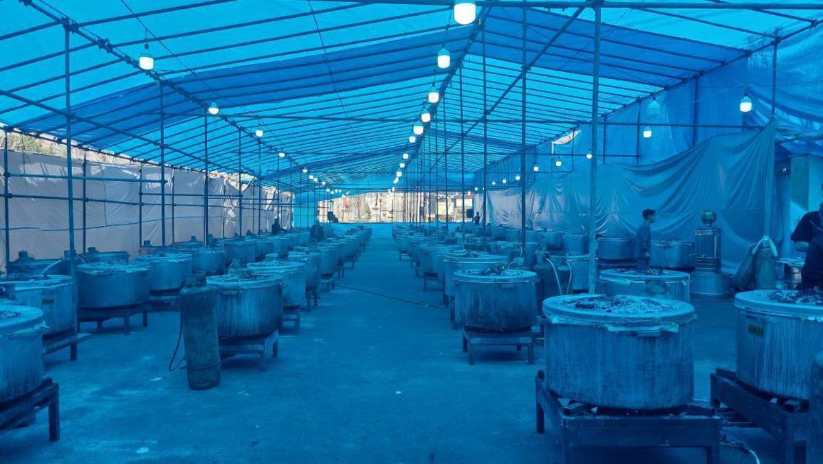 ۲۱ هزار پرس غذای نذری در کرج توزیع می‌شود