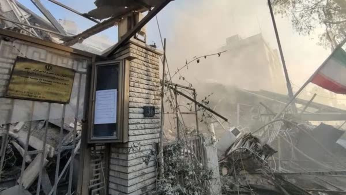 ایران اسلامی سرشار از این ایستادن‌هاست