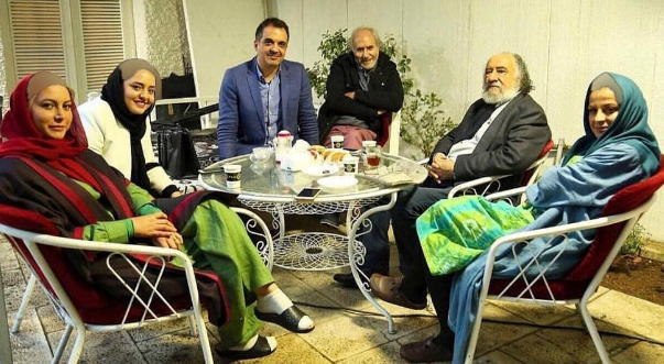 خوبای سینمای ایران در یک قاب/شب نشینی دوستانه بازیگران سریال ستایش