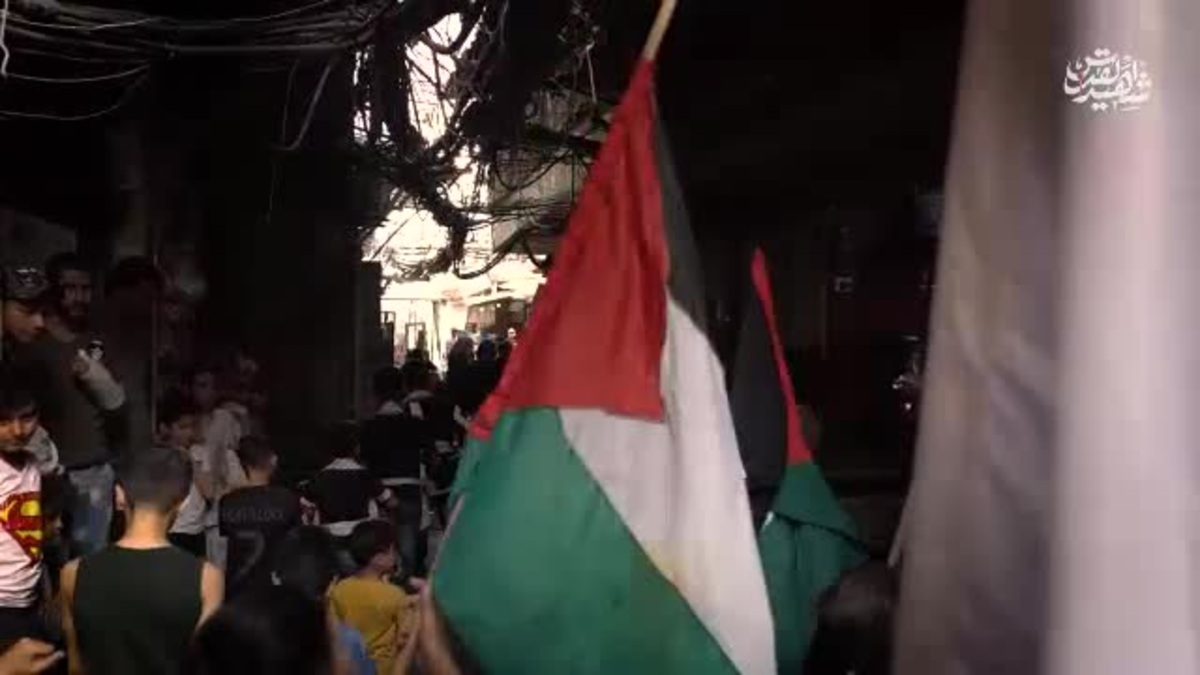 علاقه و توصیف‌های جالب مردم فلسطین از حاج قاسم + فیلم