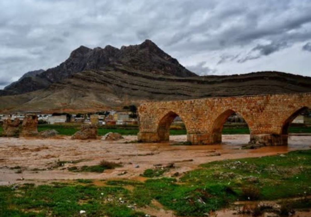 ادامه بارش‌های رگباری و پراکنده در لرستان