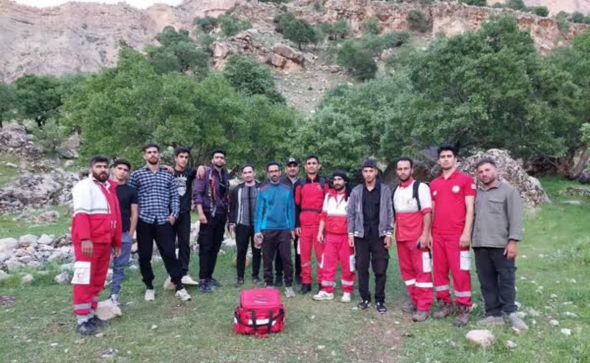 فرد مفقود شده در ارتفاعات منطقه آب‌کیو شهرستان دره‌شهر پیدا شد
