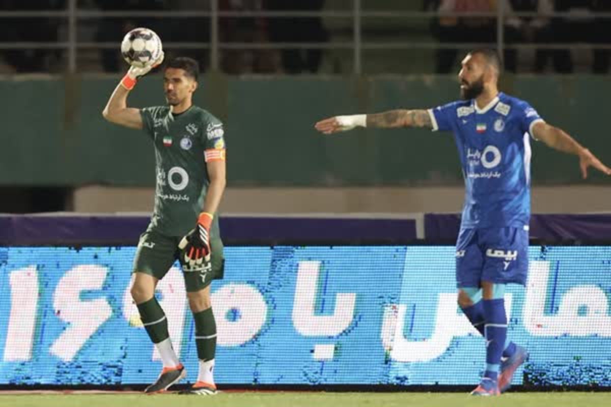 حسینی: اگر پرسپولیس صدرنشین بود از همه جا پول جور می‌شد، صندوق برای آن‌ها زیاد است!