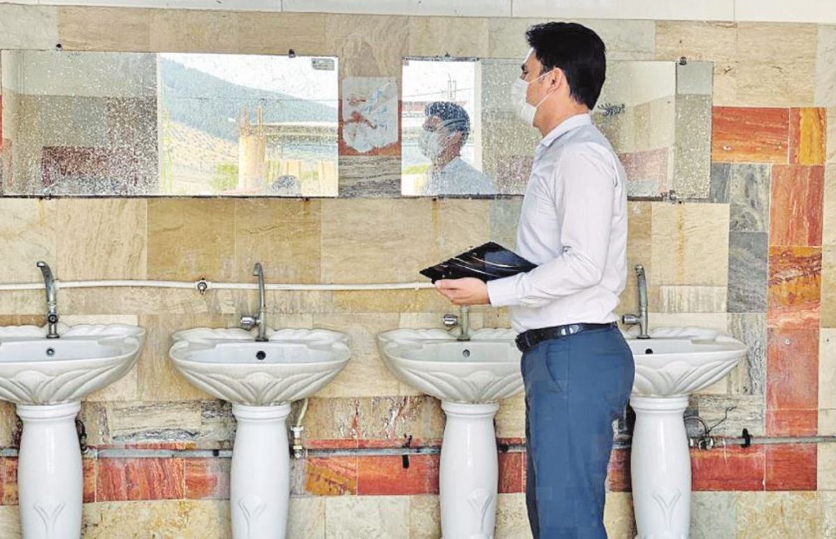 سرویس بهداشتی؛ خارج از دسترس