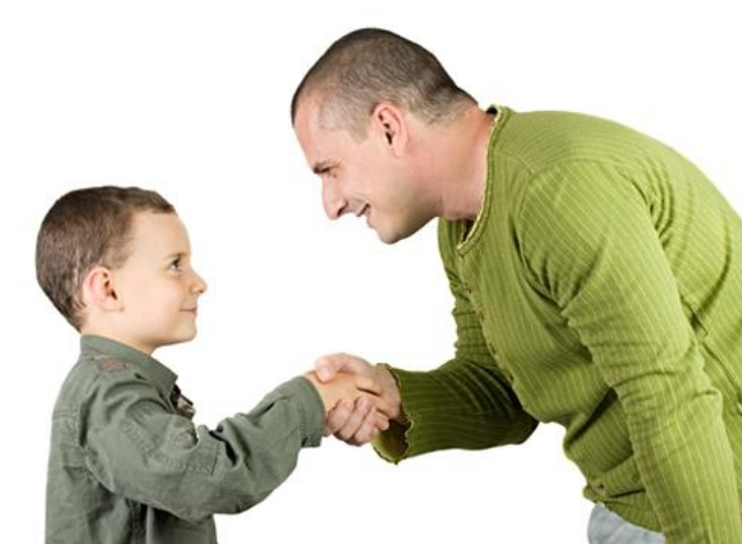 عمل نکردن والدین به قول هایشان چه معنایی برای فرزندان دارد؟