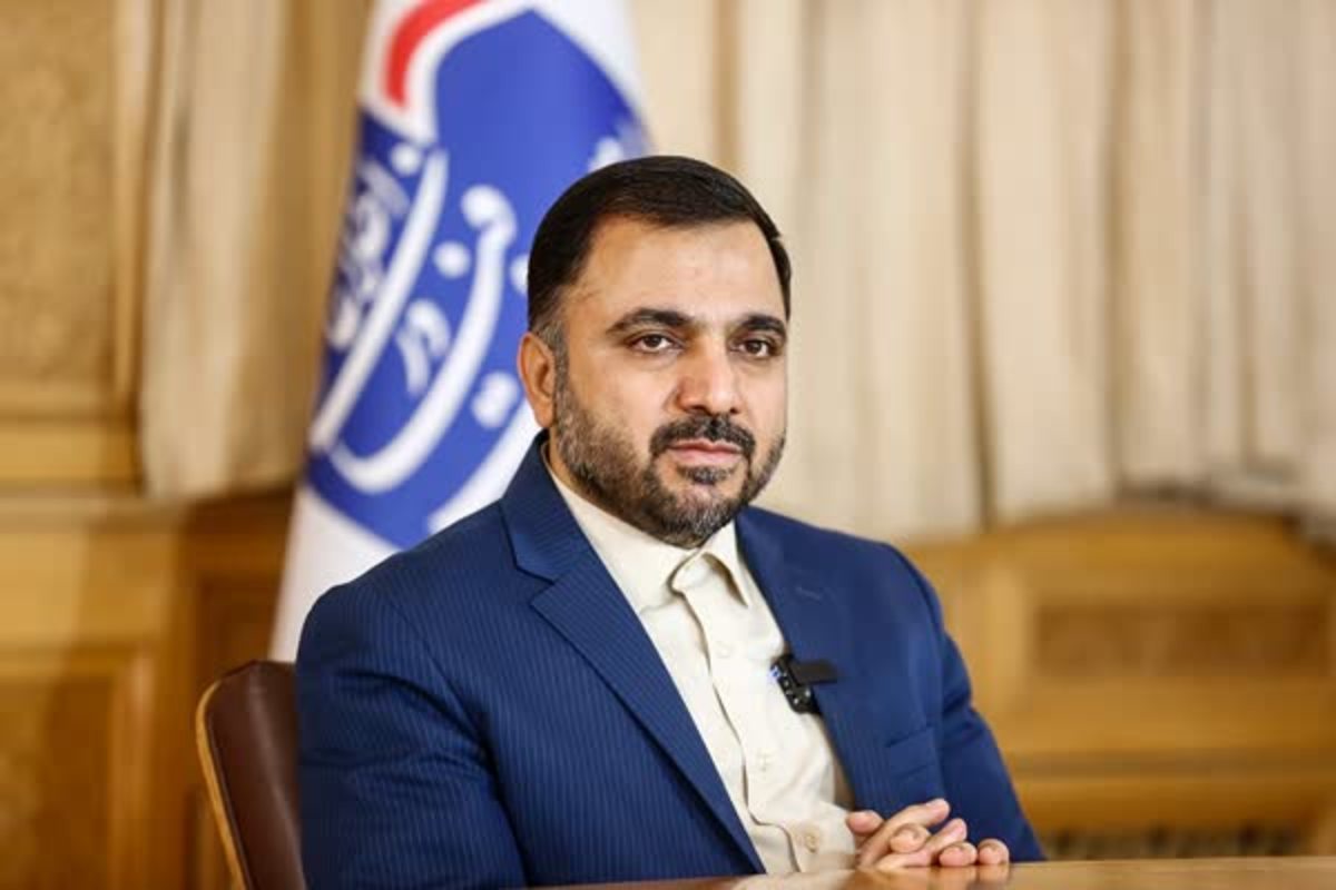 زارع‌پور: جهان به چشم خود پایان دوران بزن دررو را دید