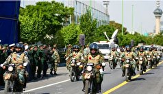 برگزاری مراسم روز ارتش در اصفهان