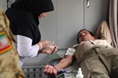 اهدای خون کارکنان ارتش به مناسبت سالروز ارتش جمهوری اسلامی