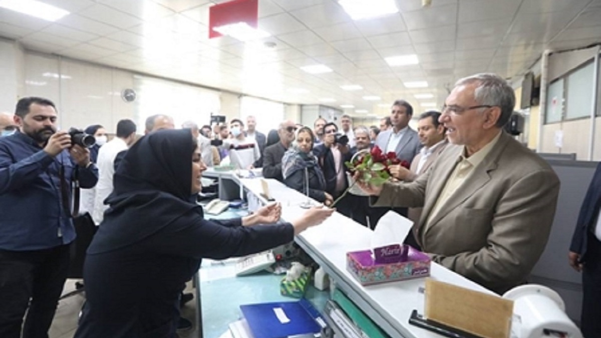 بازدید وزیر بهداشت از بیمارستان فارابی تهران