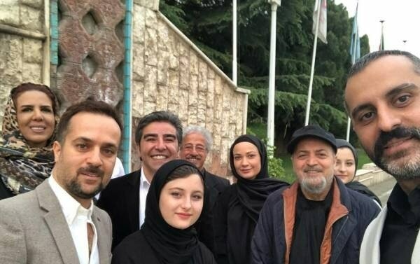 سلفی خاص علیرام نورایی، مجری مردان آهنین با سارا نیکای پایتخت