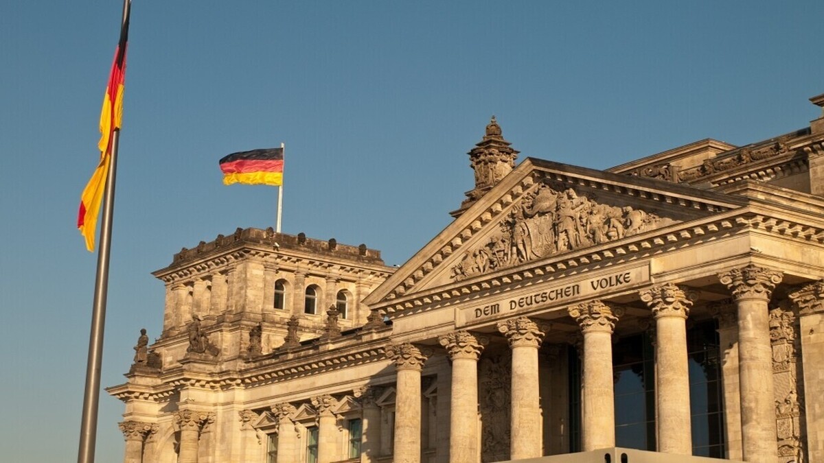 آلمان| معاون رئیس مجلس خواستار آغاز ممنوعیت AfD شد