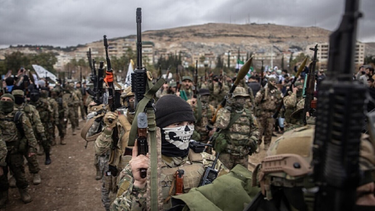 سوریه| نیروی مسلح در ساحل، الشرع را تهدید می‌کند: اگر «عملیات جنایتکارانه» را متوقف نکند، در قلب دمشق «حمام خون» خواهد کرد +  سند