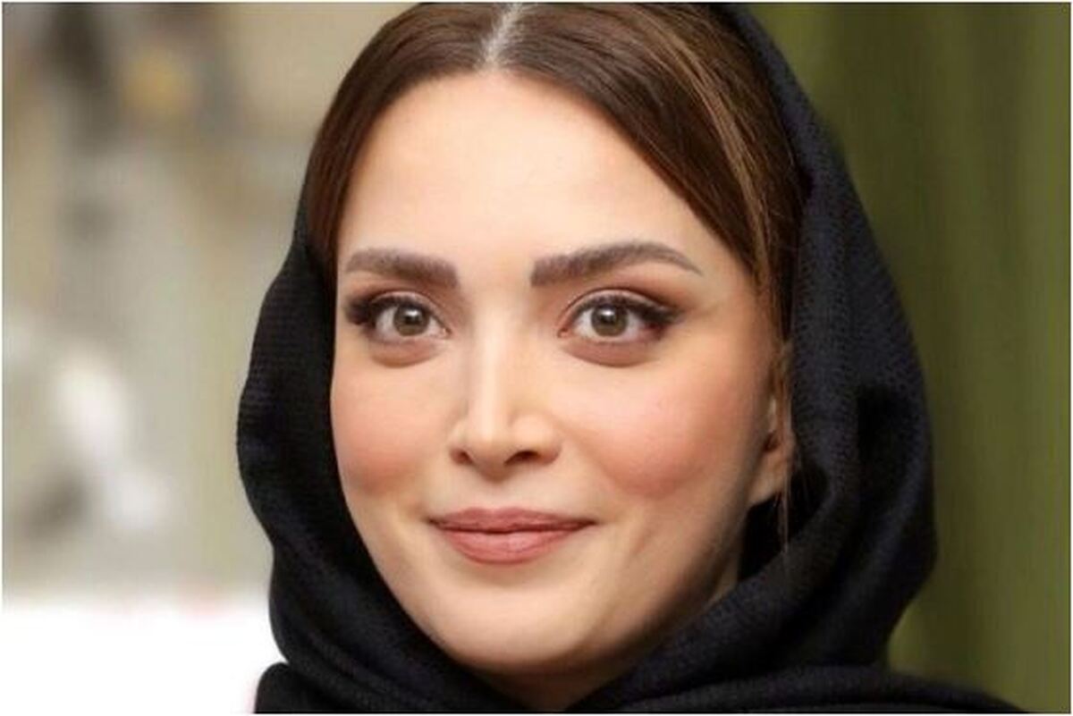 بهنوش طباطبایی با یک پالتو قرمز؛ خیره کننده شد+عکس