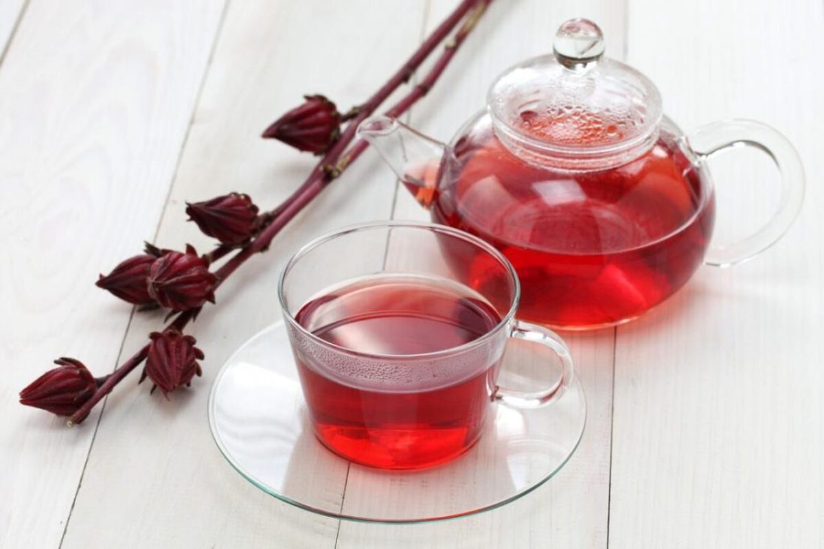 طرز تهیه چای پرخاصیت وگیاهی گل ختمی در ۱۵ دقیقه
