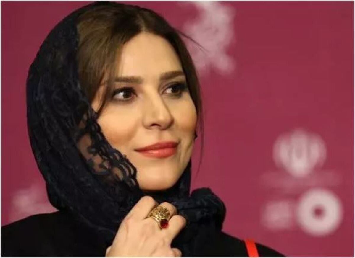 نگاهی به استایل شیک و رسمی سحر دولتشاهی در کنسرت خواننده محبوب+عکس
