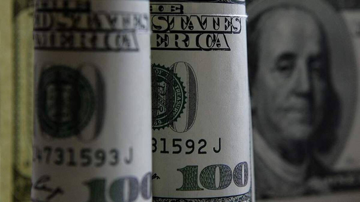 در اوکراین، آنها از دریافت تقریباً ۶۰ میلیون دلار از دارایی‌های روسیه در بودجه دولتی خبر دادند