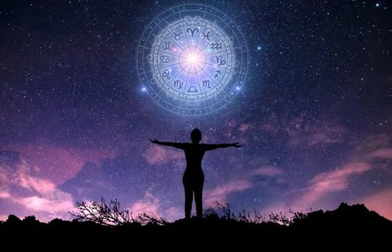 نگاهی به ادعای عجیب «بذر‌های ستاره‌ای»؛ افرادی که زندگی قبلی شان آدم فضایی بودند!