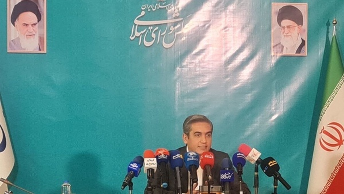 فتحی: باید از هوش مصنوعی برای تقویت صنعت گردشگری استفاده کرد