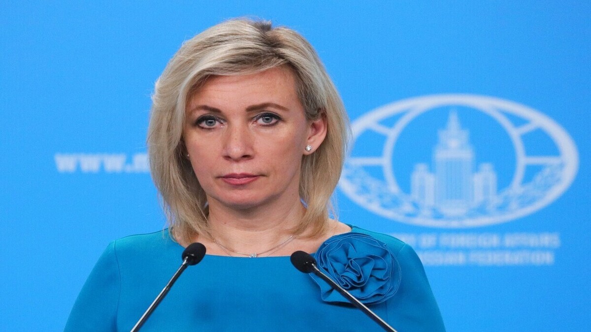 زاخارووا: زلنسکی روابط فاسد با آنگلوساکسون‌ها برقرار کرد