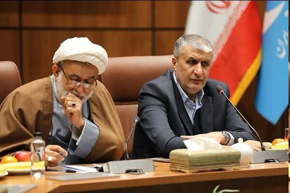 فشار‌ها به ایران به علت ورود ما به منطقه ممنوعه فناوری‌های نوین در اختیار نظام سلطه جهانی است