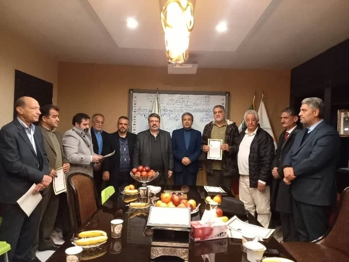 مربی البرزی رئیس انجمن بوکس ایرانیان خارج از کشور شد