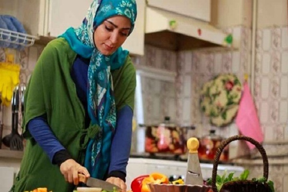 زنان و دختران چگونه می‌توانند خود را بیمه کنند؟